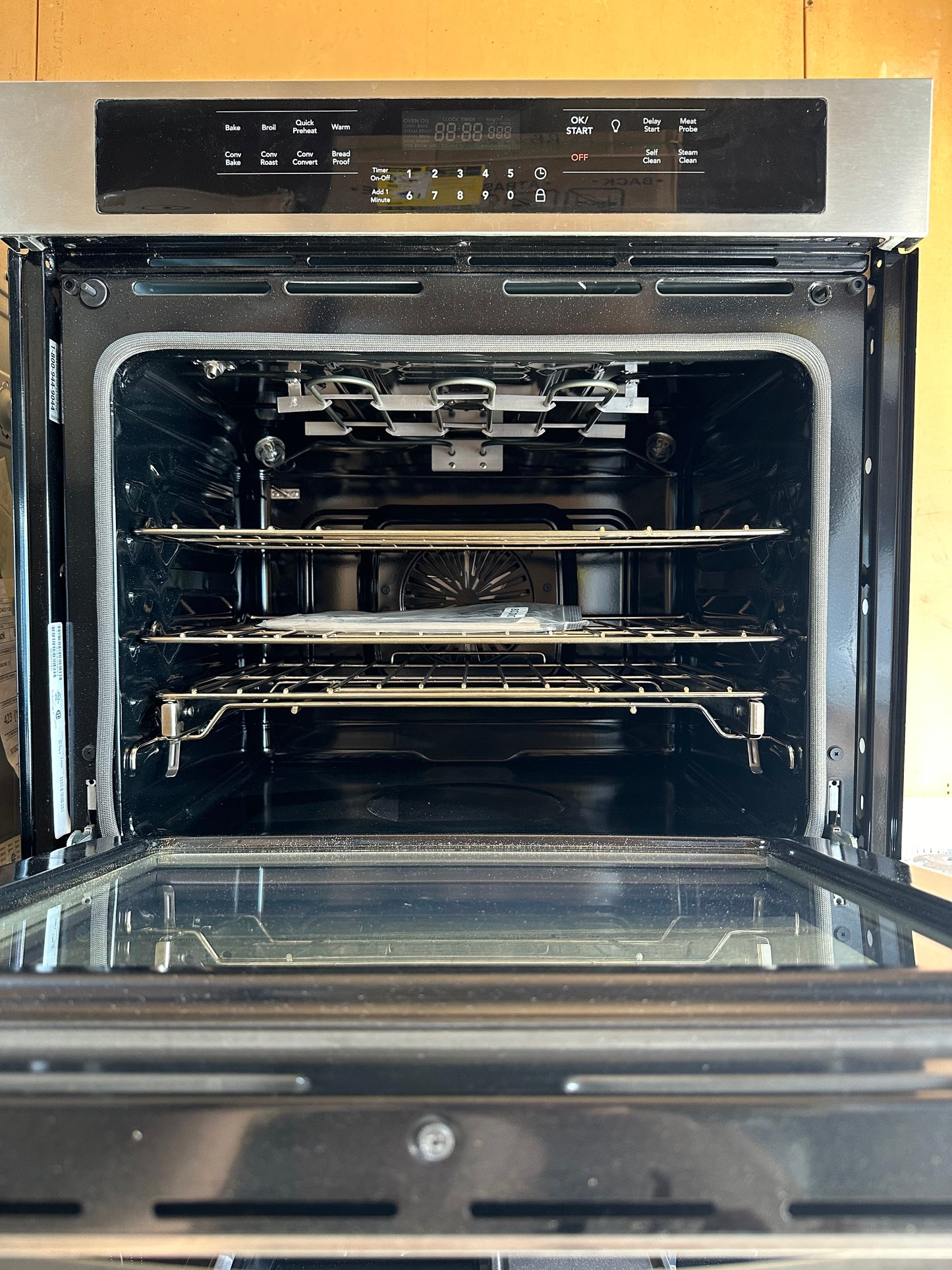 Frigidaire Gallery 30 inch Single Electric Wall Oven True Convection and Self + Steam Cleaning (Fingerprint Resistant Stainless Steel)