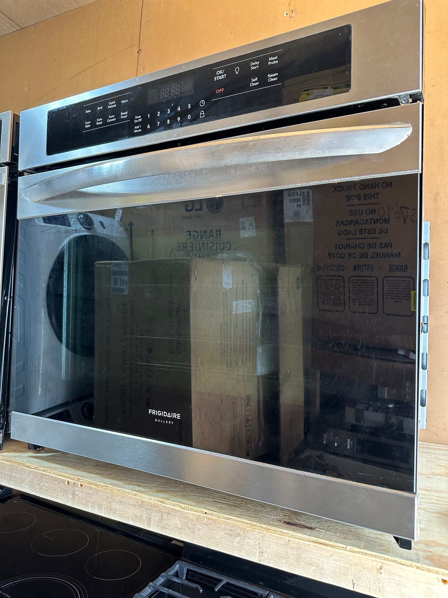 Frigidaire Gallery 30 inch Single Electric Wall Oven True Convection and Self + Steam Cleaning (Fingerprint Resistant Stainless Steel)