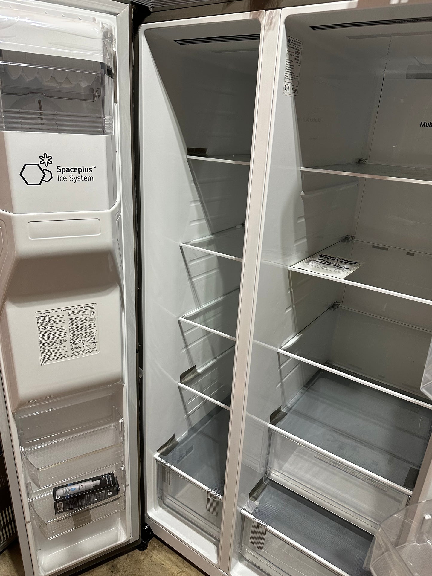 LG 27.2-cu ft Side-by-Side Refrigerator with Ice Maker, Water and Ice Dispenser (Stainless Steel Look— Platinum Silver)