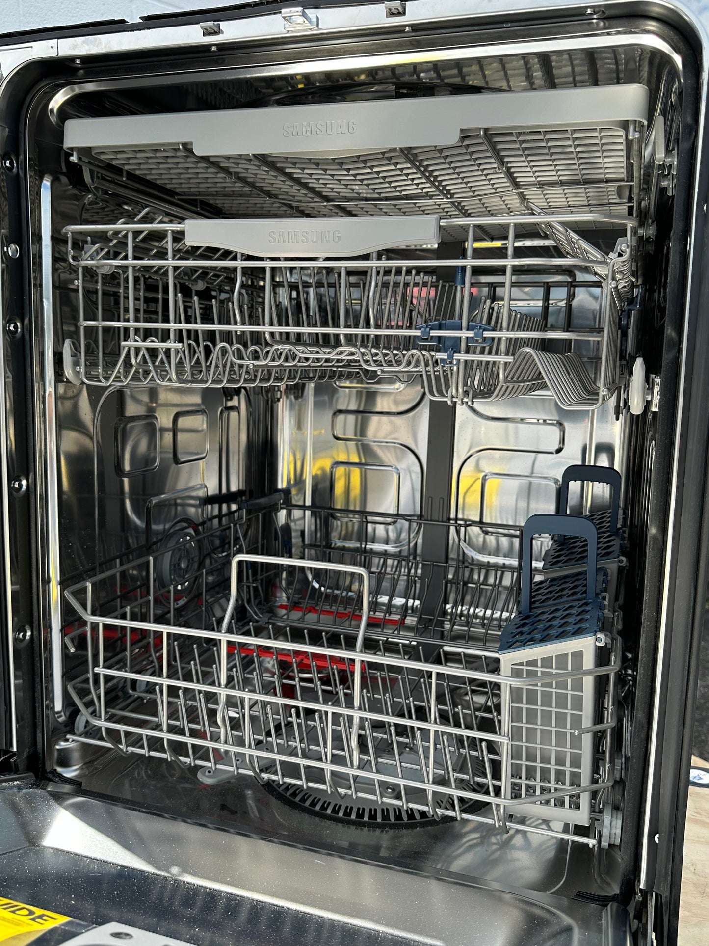 Samsung StormWash 24 inch Top Control Built-in Dishwasher With Third Rack (Fingerprint Resistant Stainless Steel) 48-Decibels