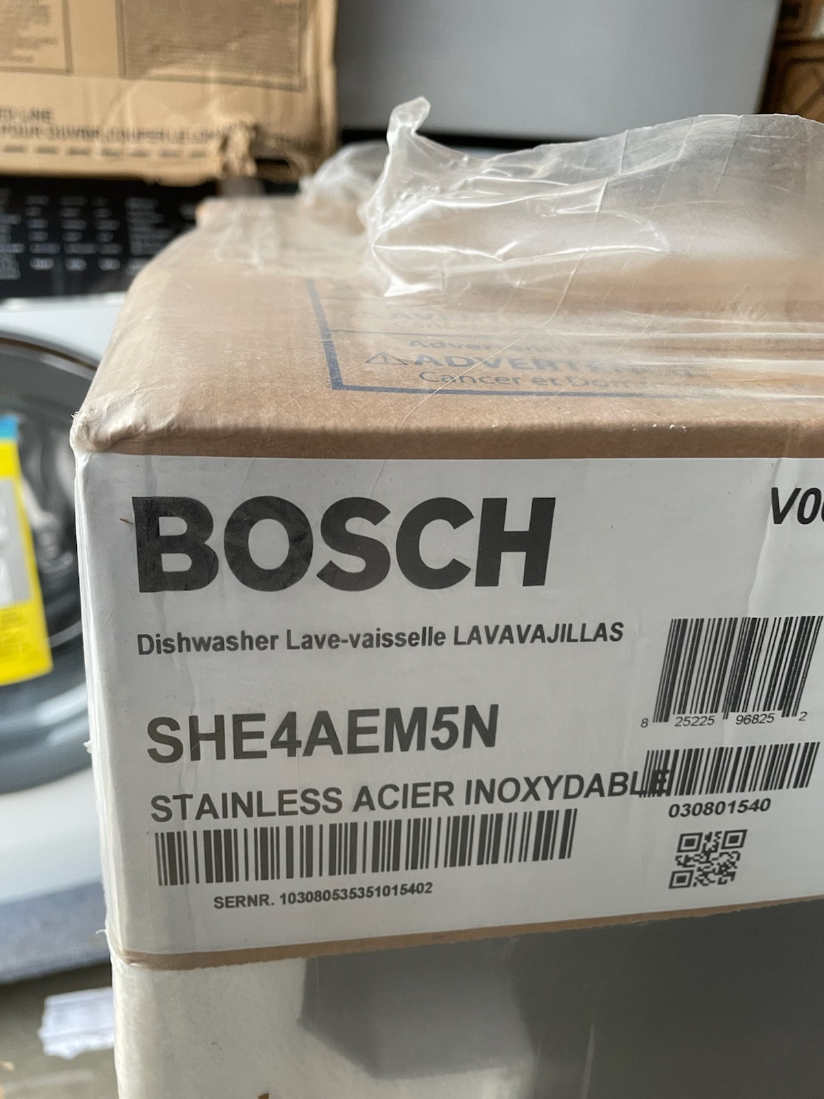 Bosch 100 Plus Dishwasher 24'' Stainless Steel Anti-fingerprint